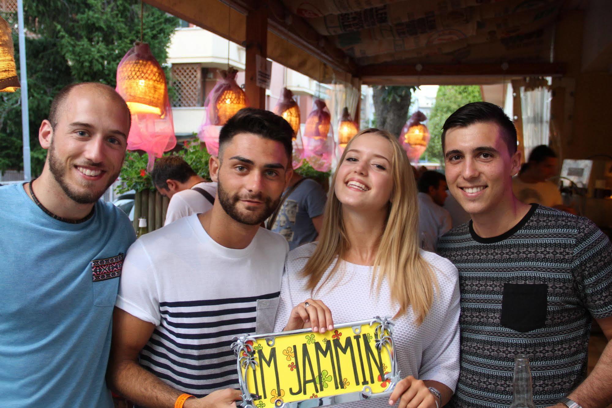 Jammin' Beach Hotel Rimini Exterior photo